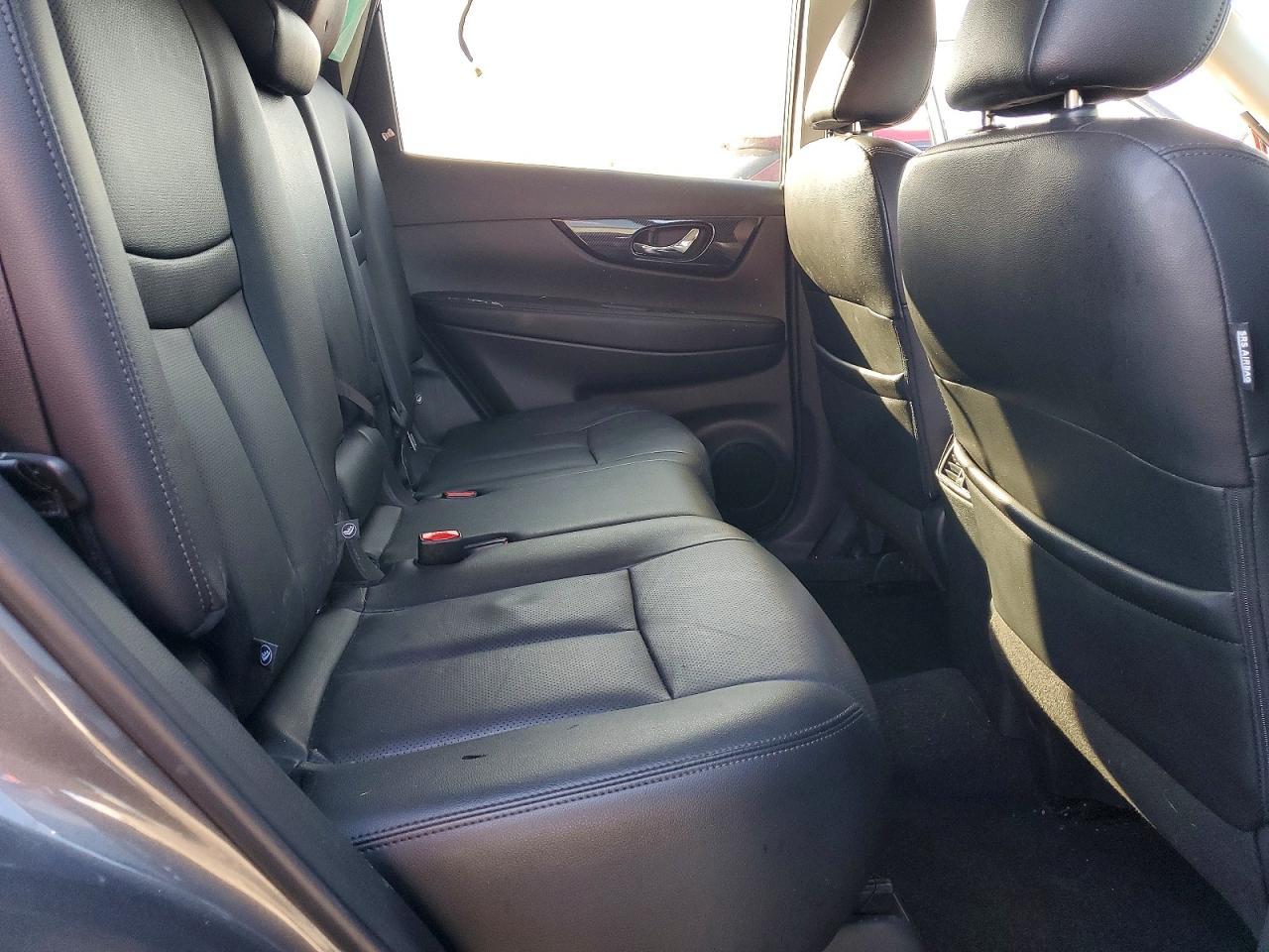 2019 NISSAN
