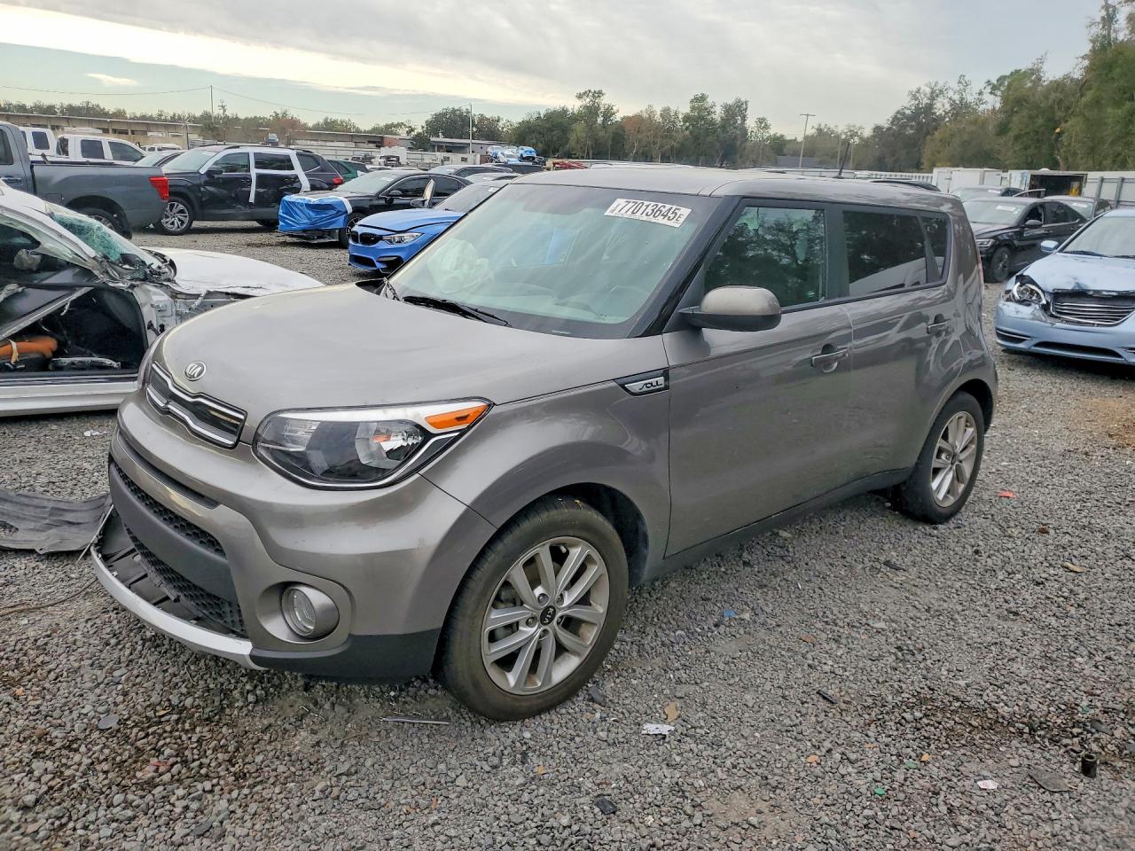 2017 KIA SOUL