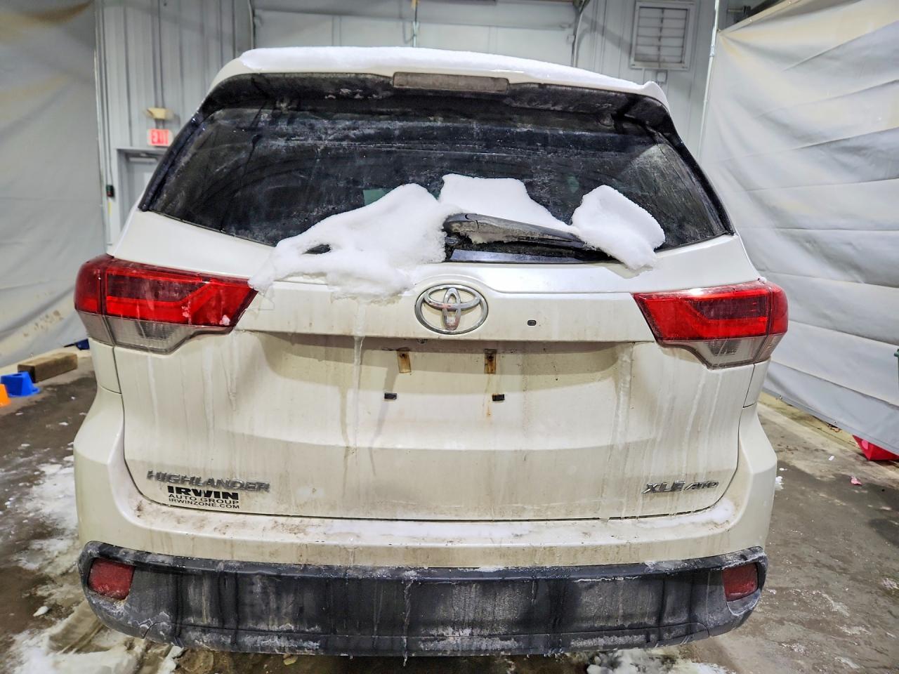 2018 TOYOTA HIGHLANDER