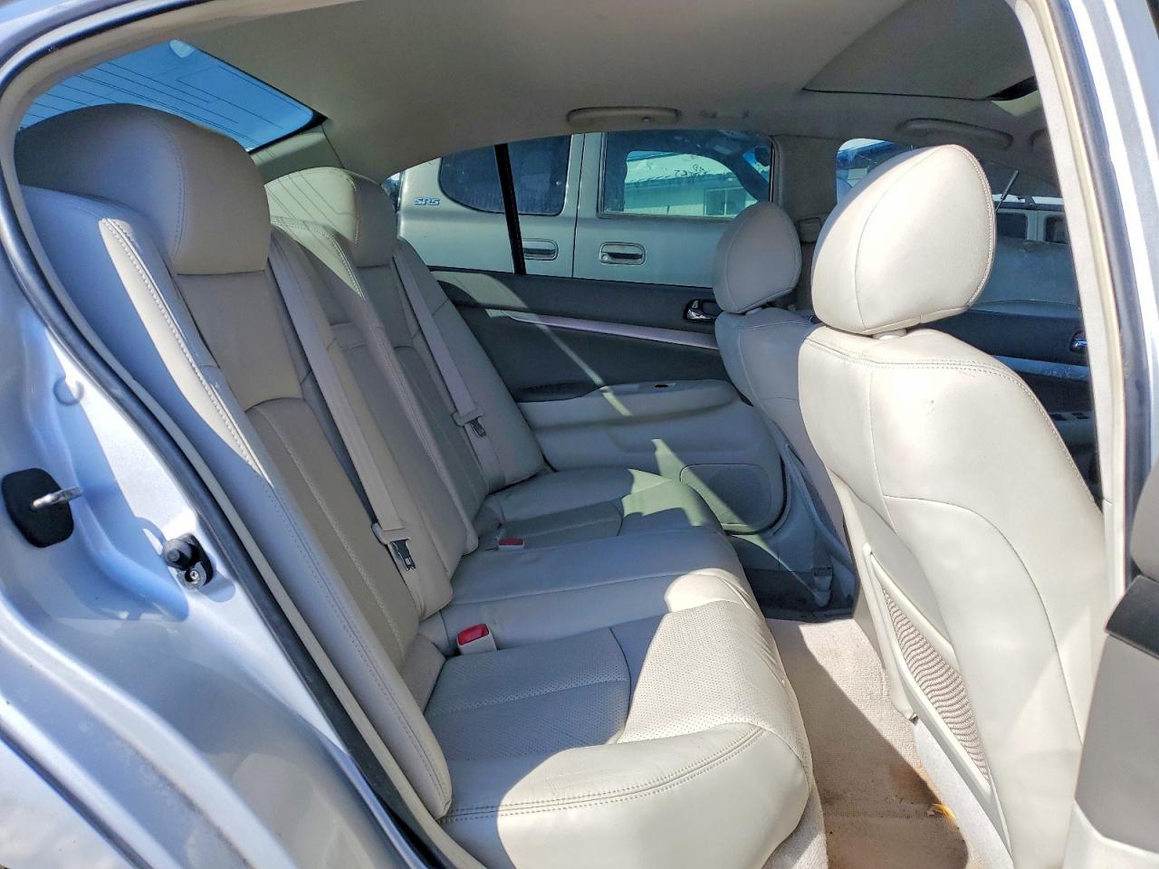 2012 INFINITI G37