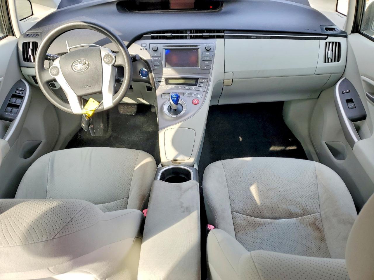 2012 TOYOTA PRIUS