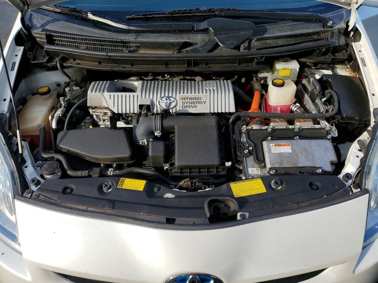 2011 TOYOTA PRIUS