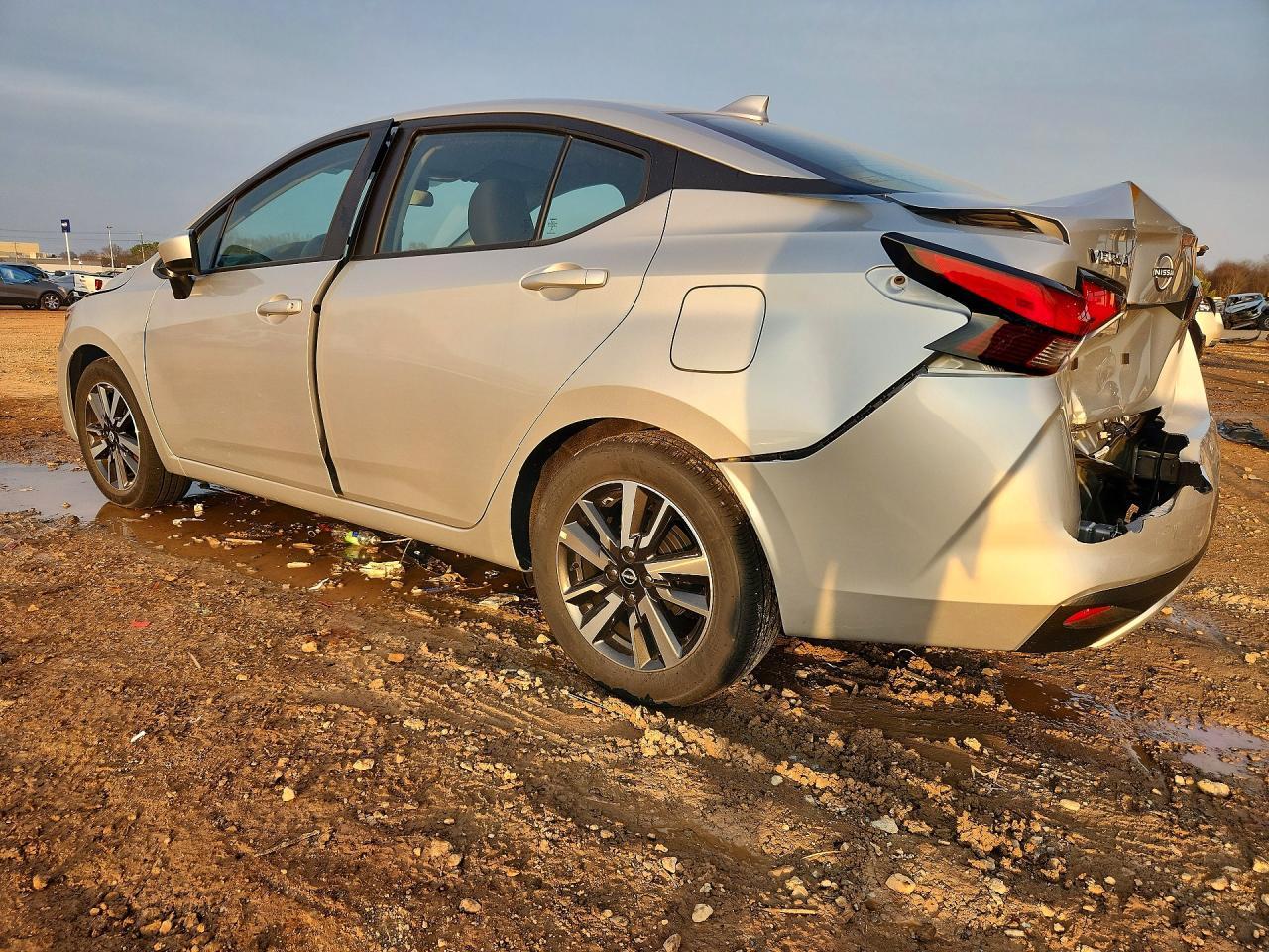 2025 NISSAN VERSA