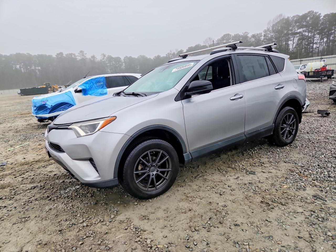 2017 TOYOTA RAV4