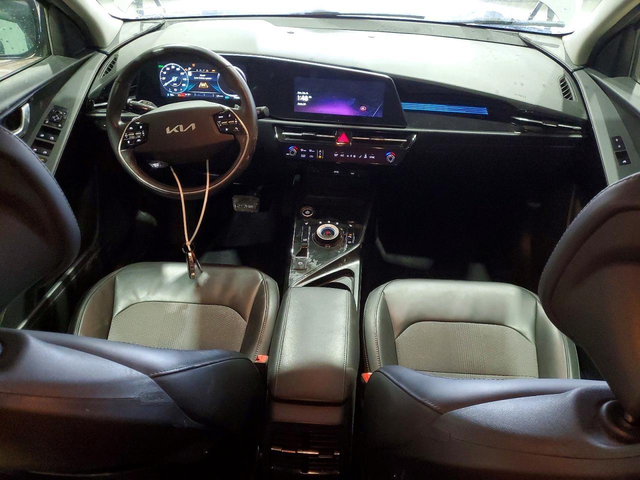 2023 KIA Niro