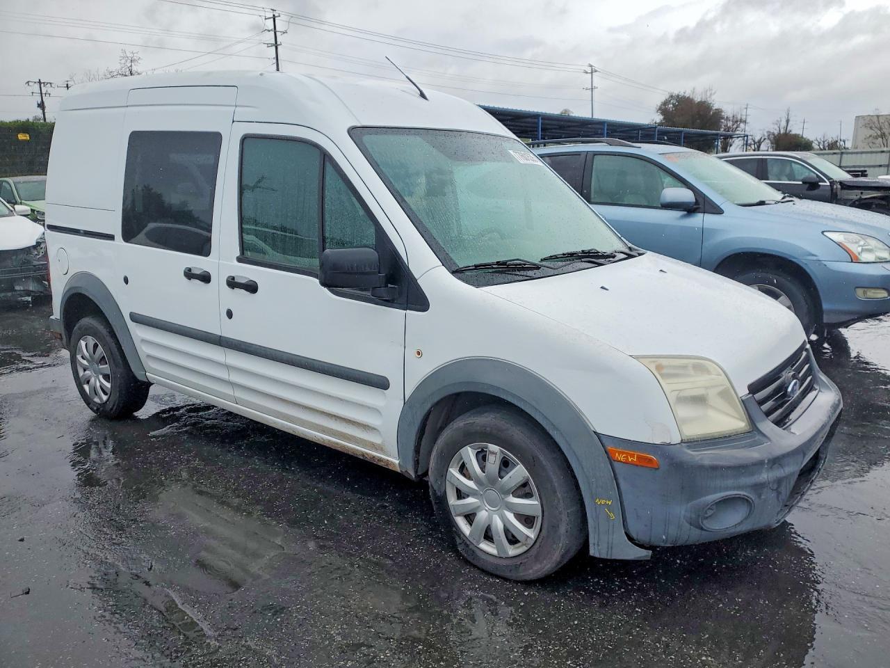 2011 FORD TRANSIT CONNECT