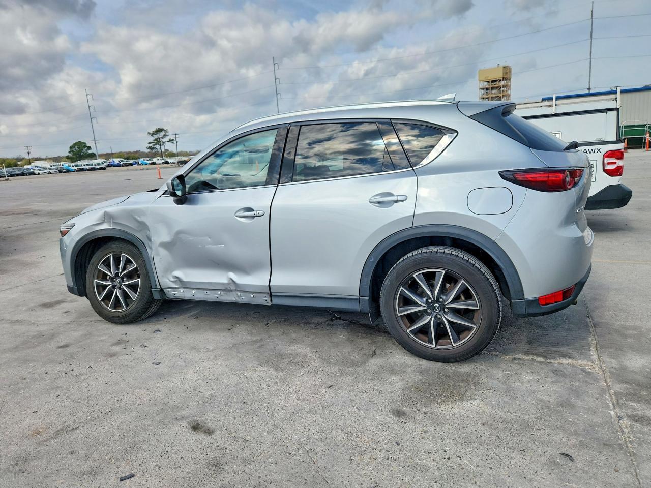 2017 MAZDA CX-5