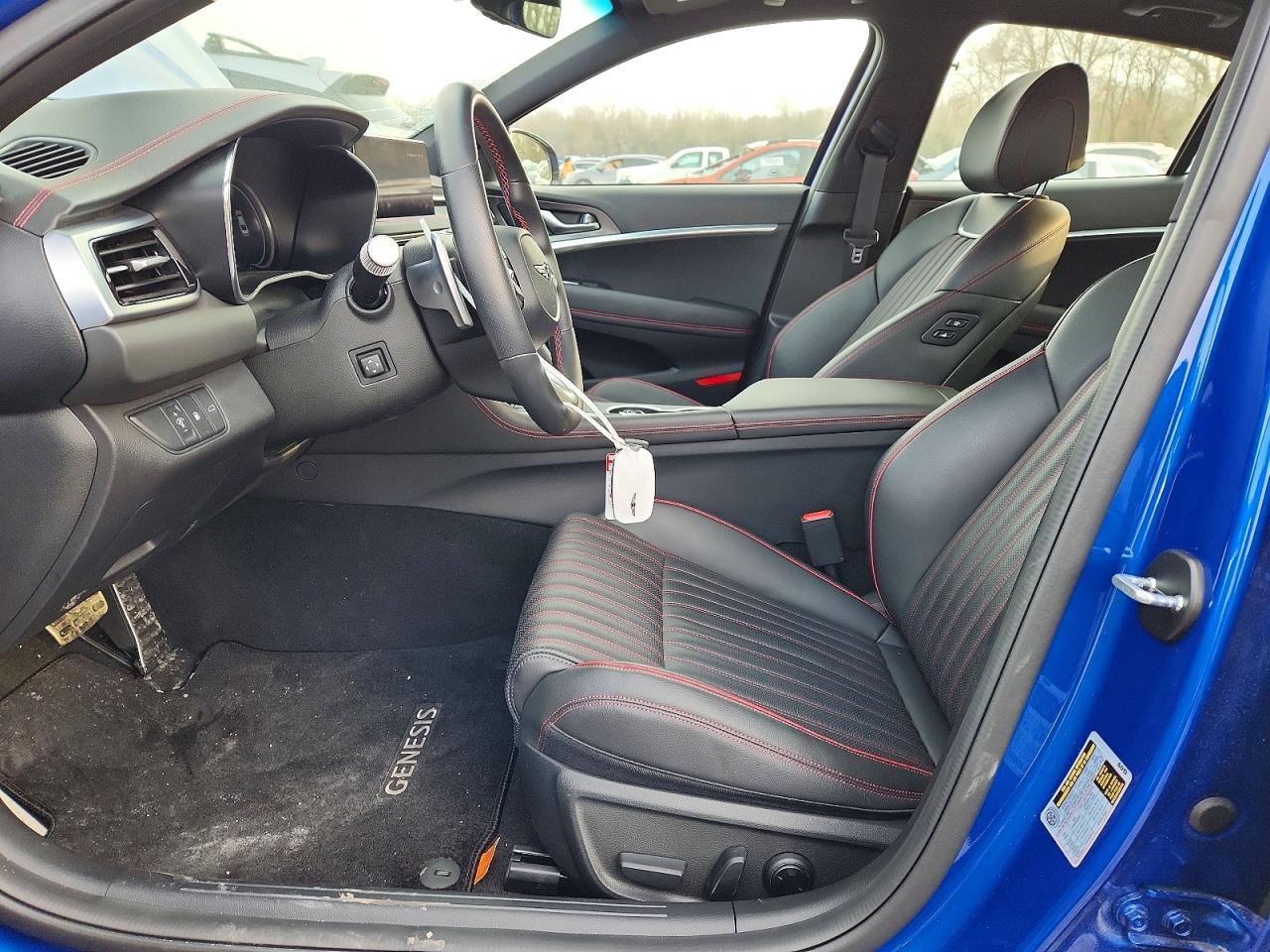 2025 GENESIS G70