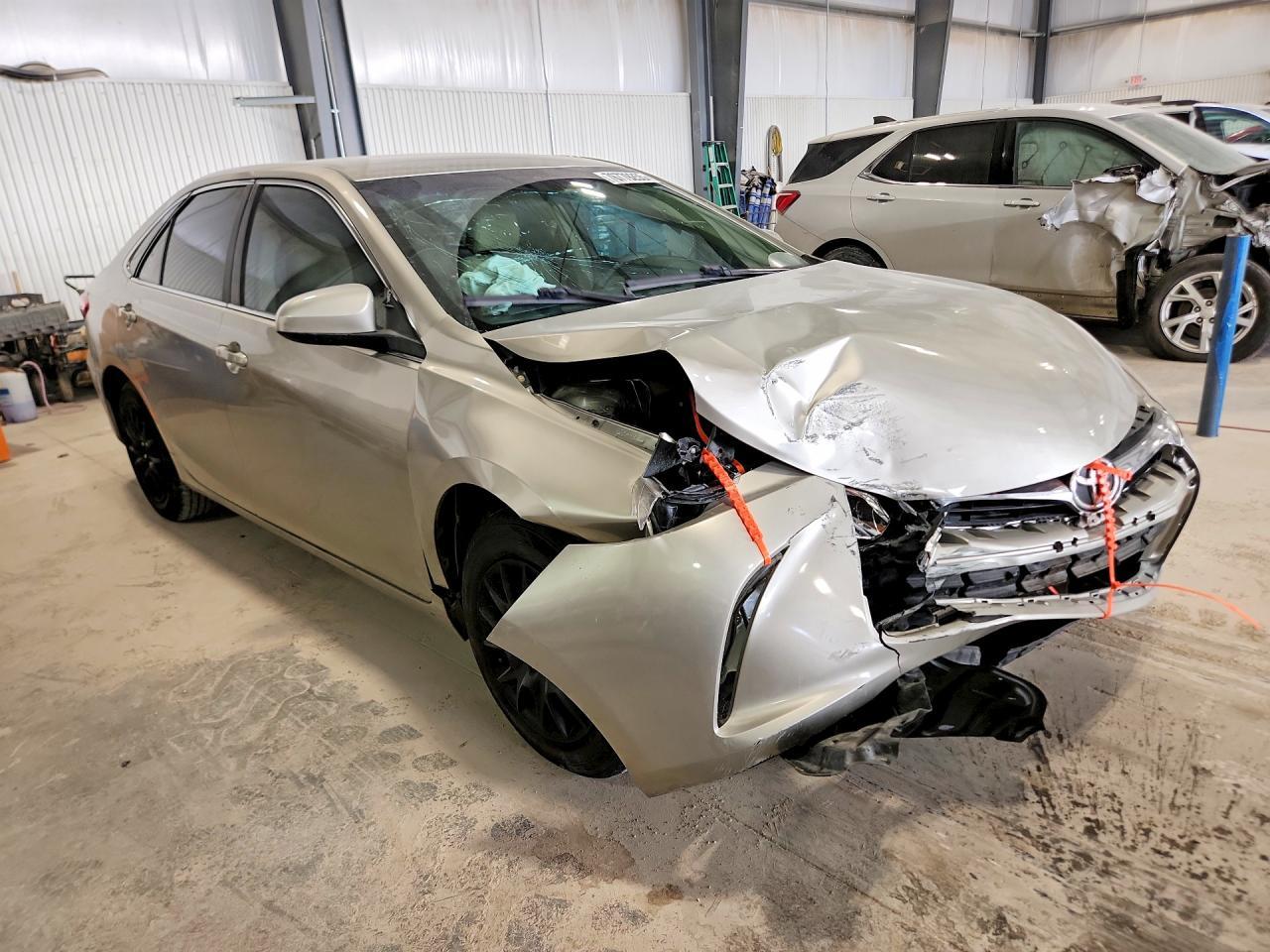 2015 TOYOTA CAMRY
