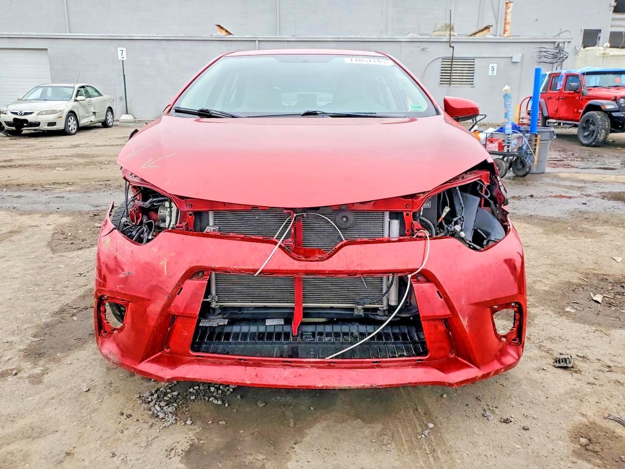 2016 TOYOTA COROLLA