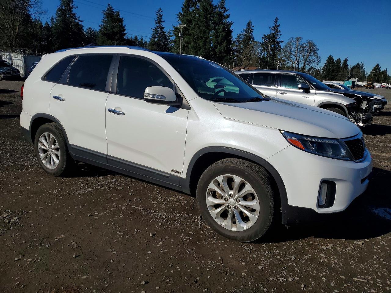2014 KIA SORENTO