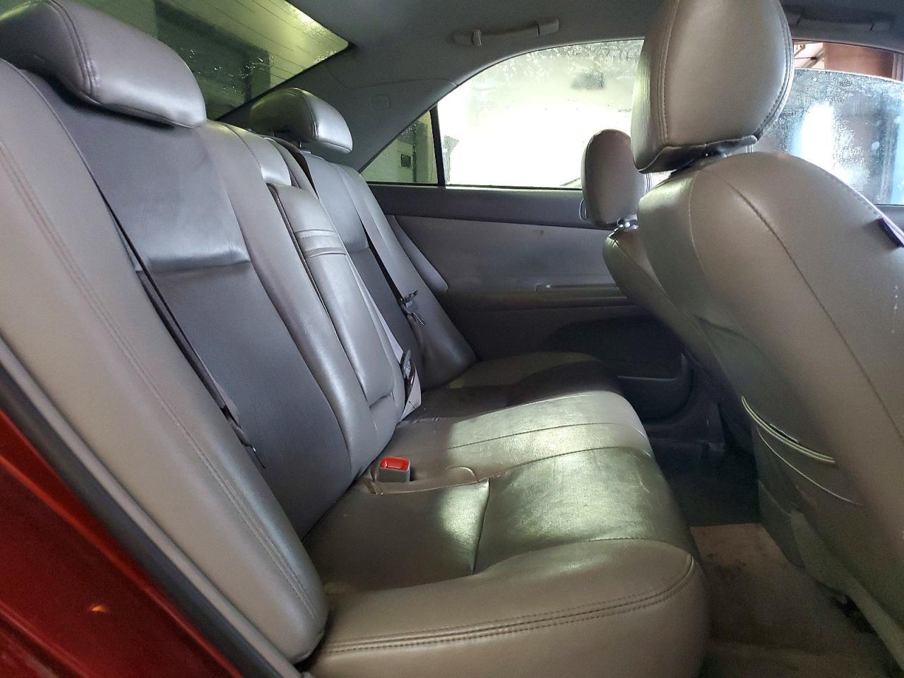 2004 TOYOTA CAMRY