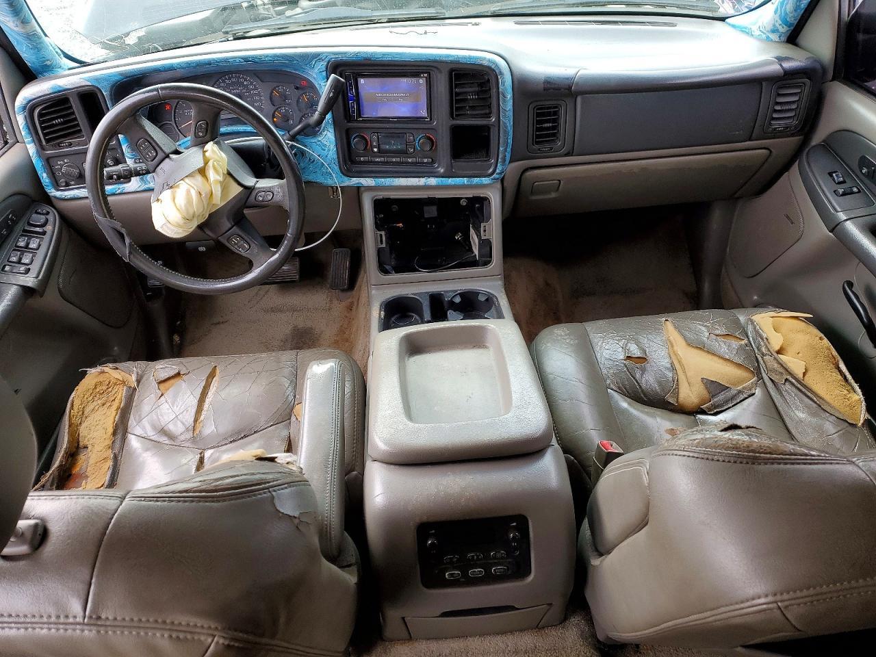 2003 CHEVROLET Tahoe