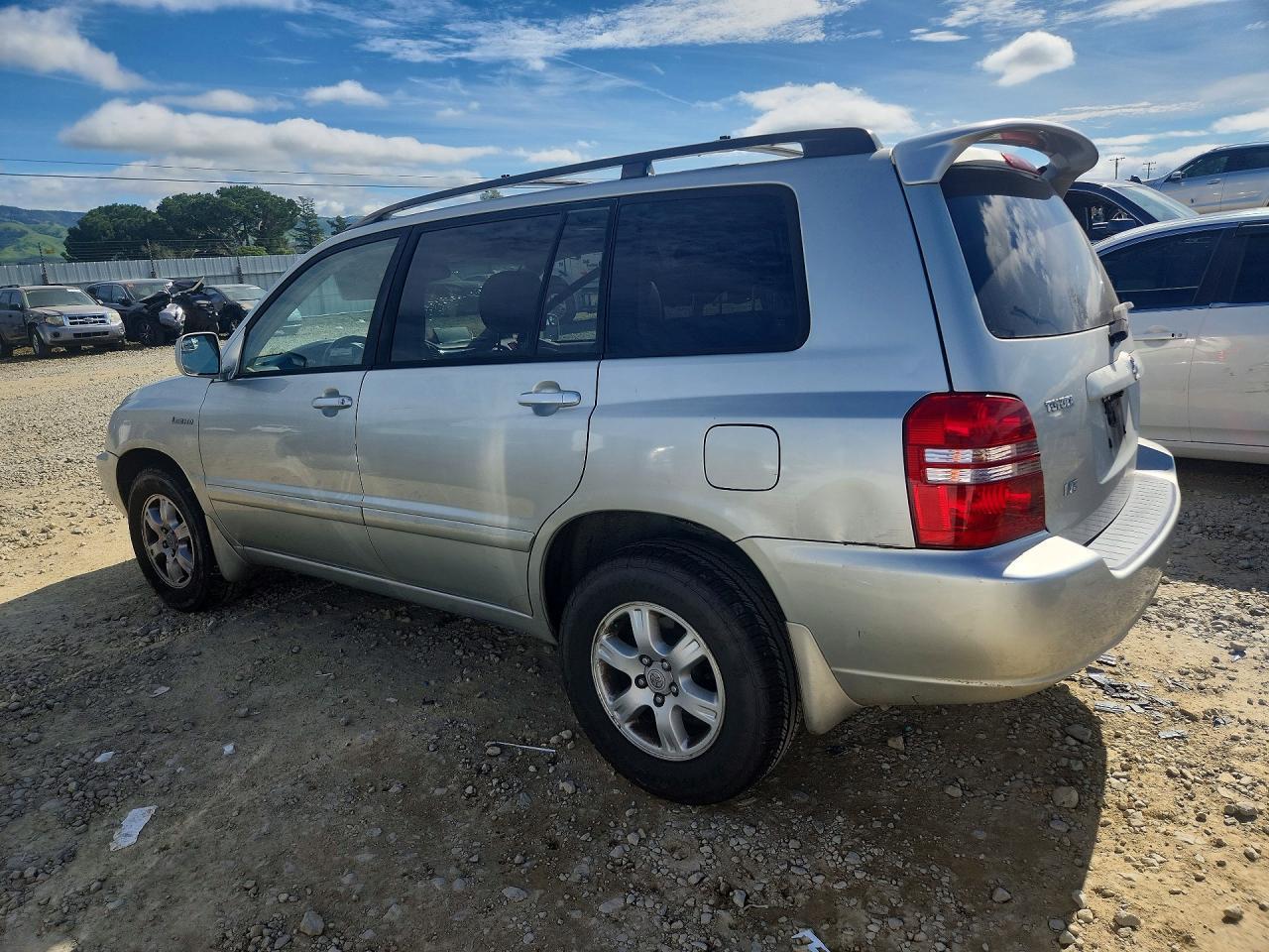 2003 TOYOTA HIGHLANDER