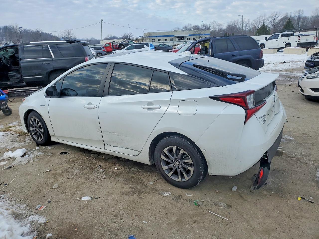 2021 TOYOTA PRIUS