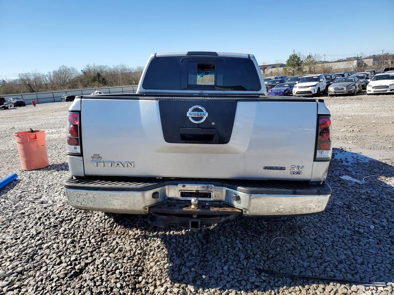 2011 NISSAN Titan