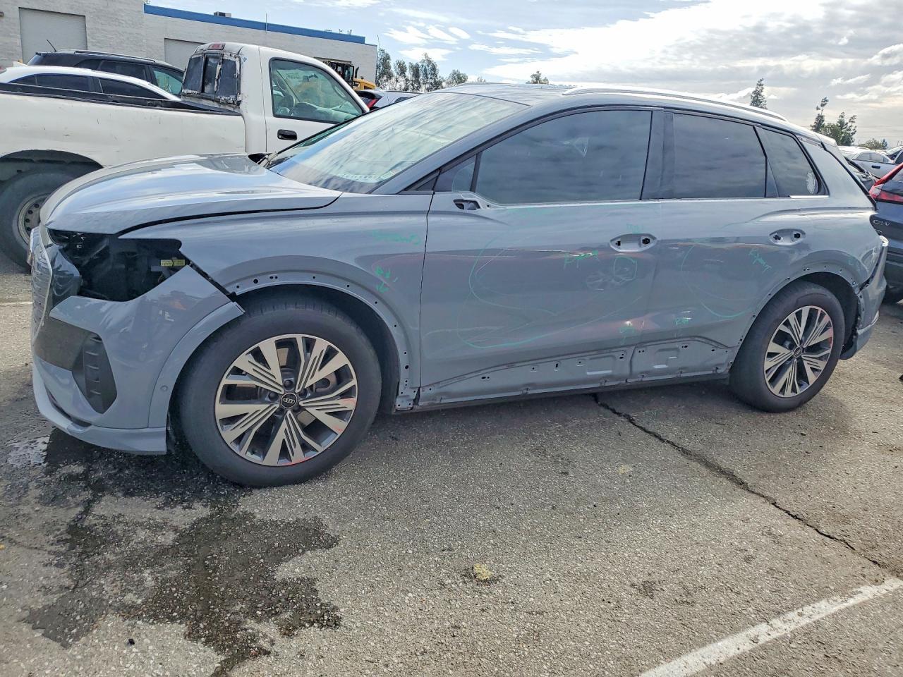 2023 AUDI Q4 e-tron