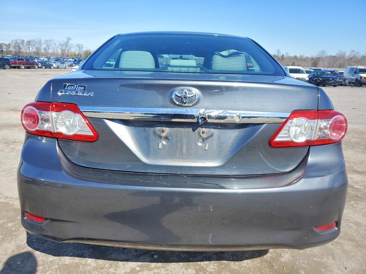 2013 TOYOTA COROLLA