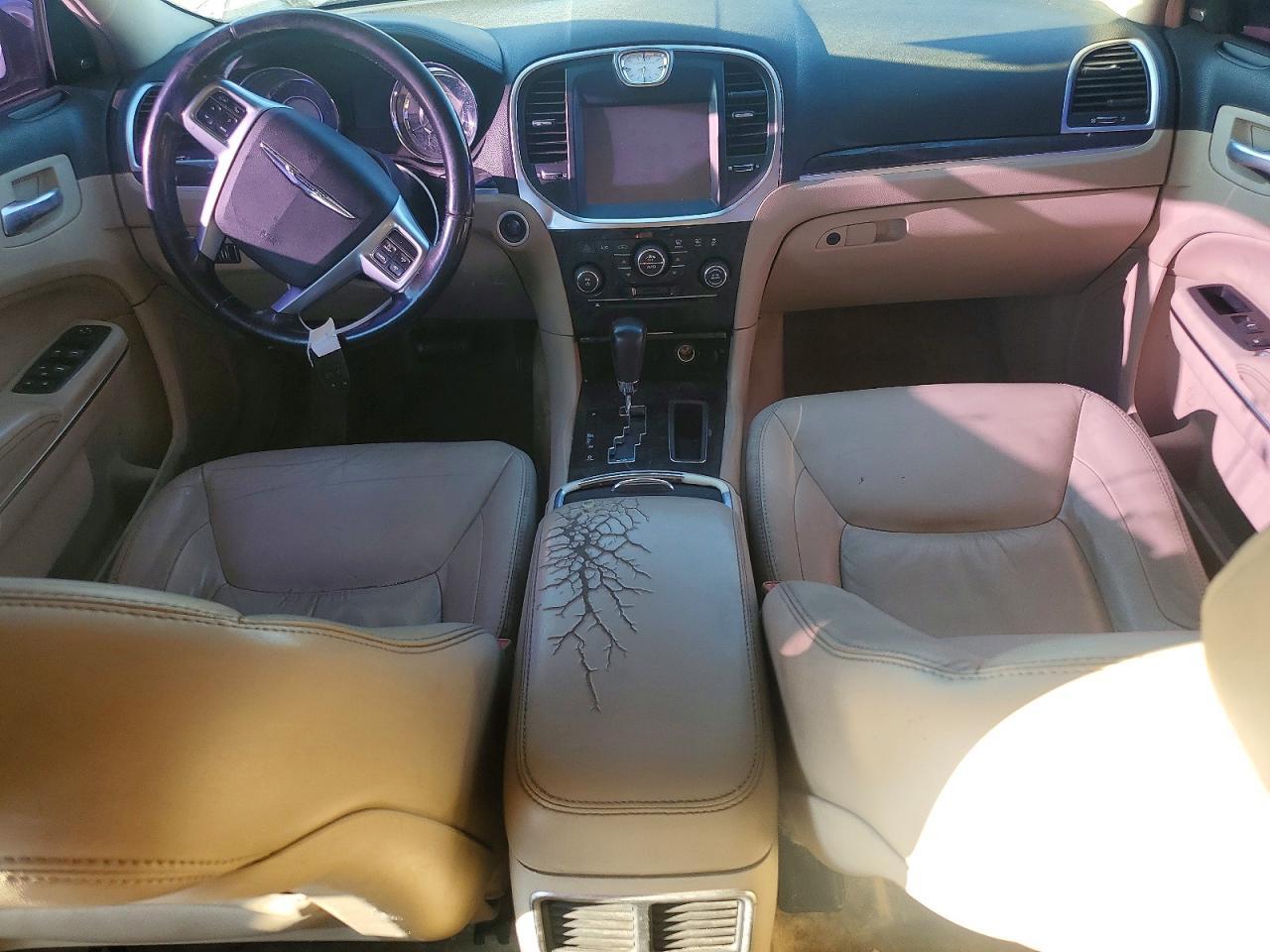 2011 CHRYSLER 300