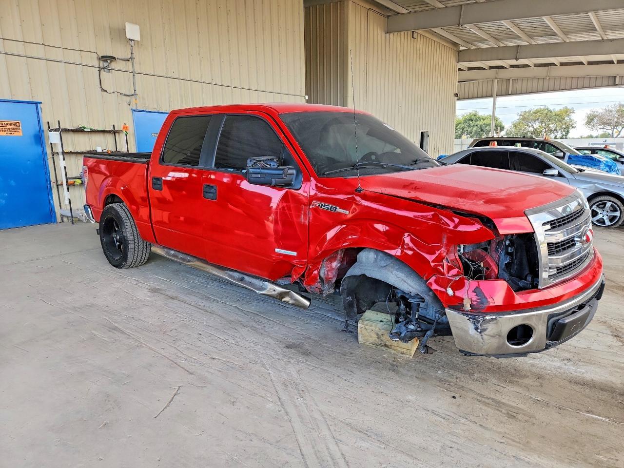 2014 FORD F-150
