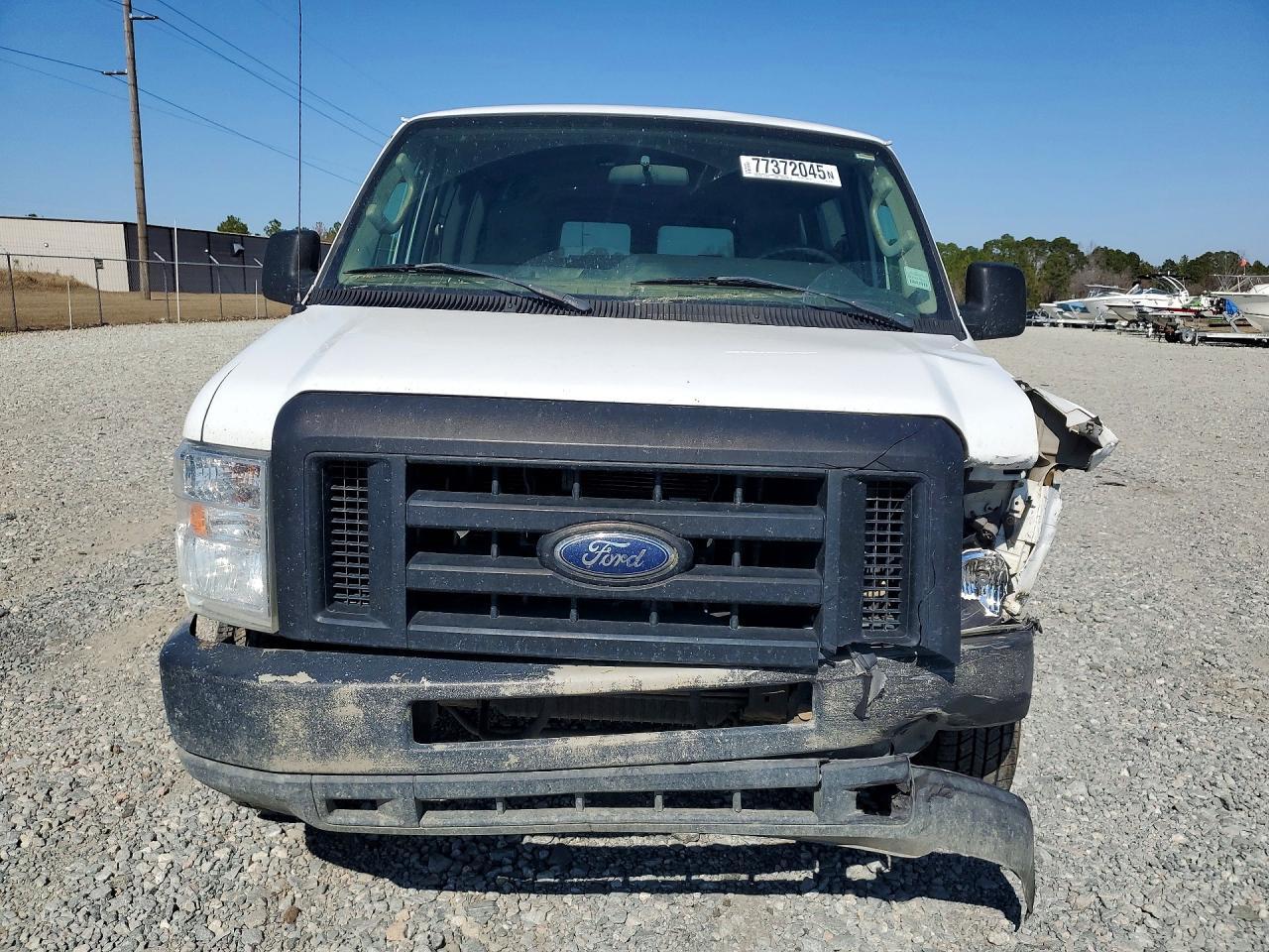 2009 FORD Econoline E350