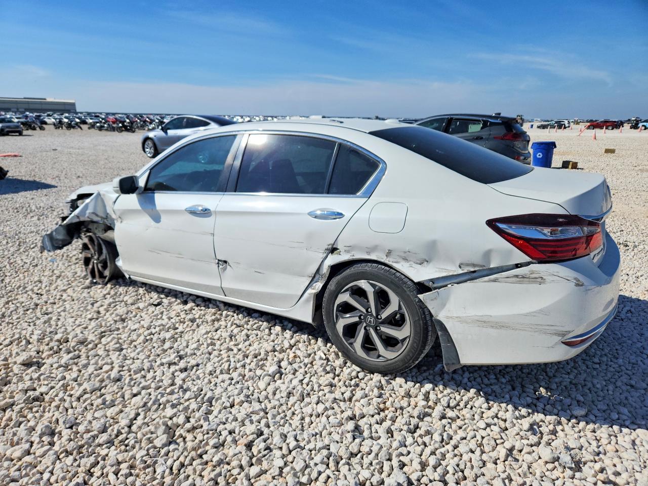 2016 HONDA ACCORD