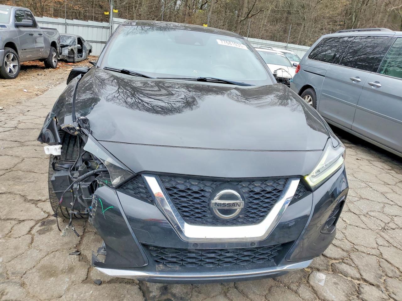 2019 NISSAN Maxima