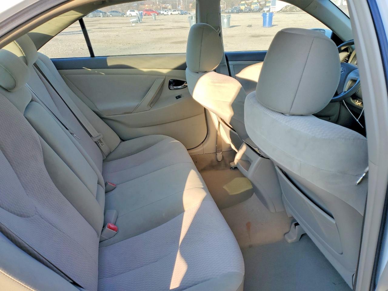 2011 TOYOTA CAMRY