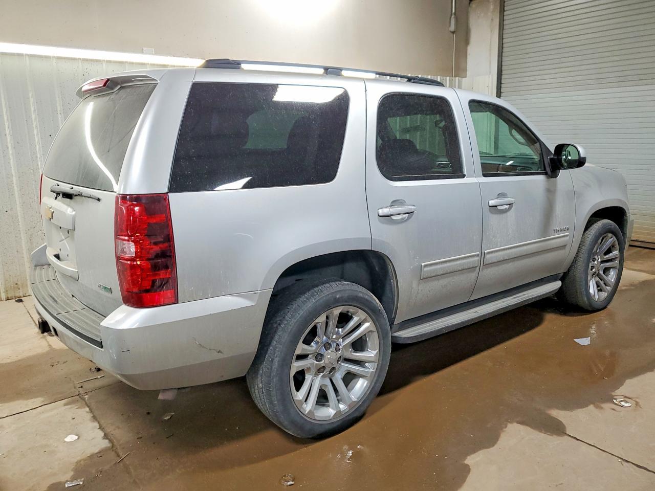 2011 CHEVROLET Tahoe