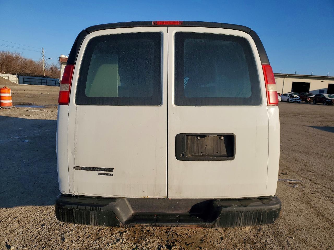 2015 CHEVROLET EXPRESS 2500