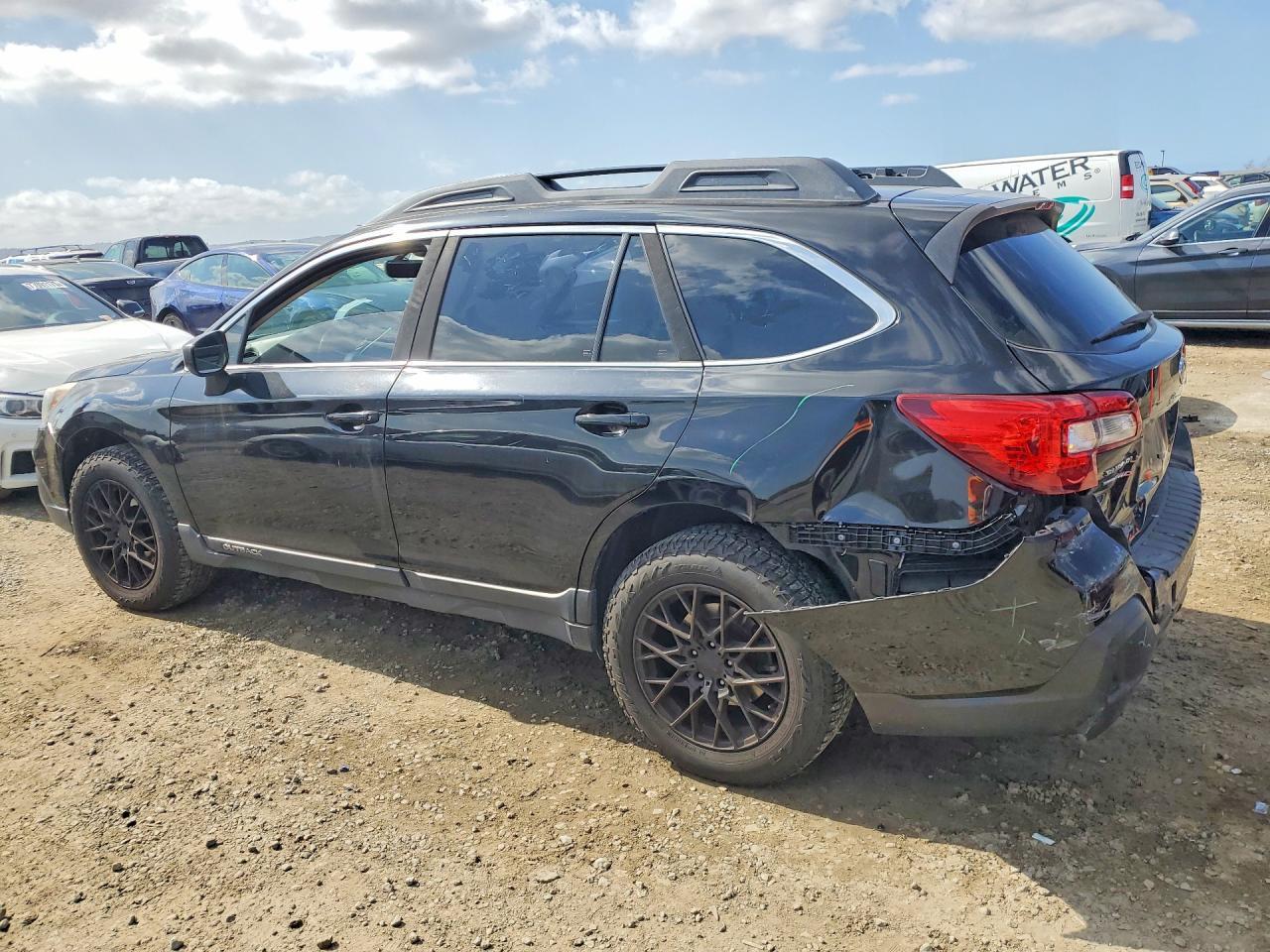 2018 SUBARU Outback
