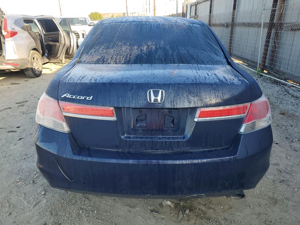 2011 HONDA ACCORD