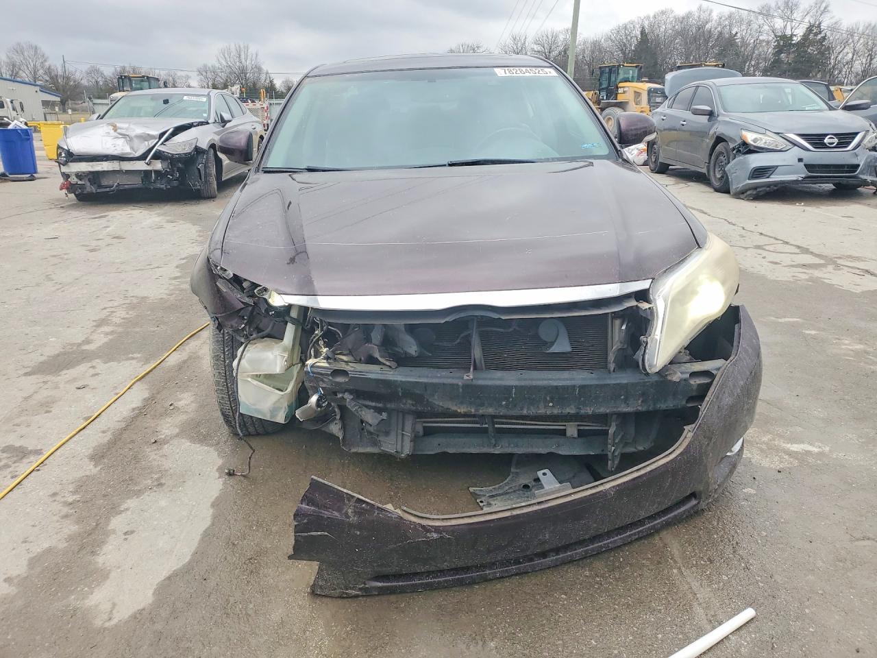 2012 TOYOTA Avalon