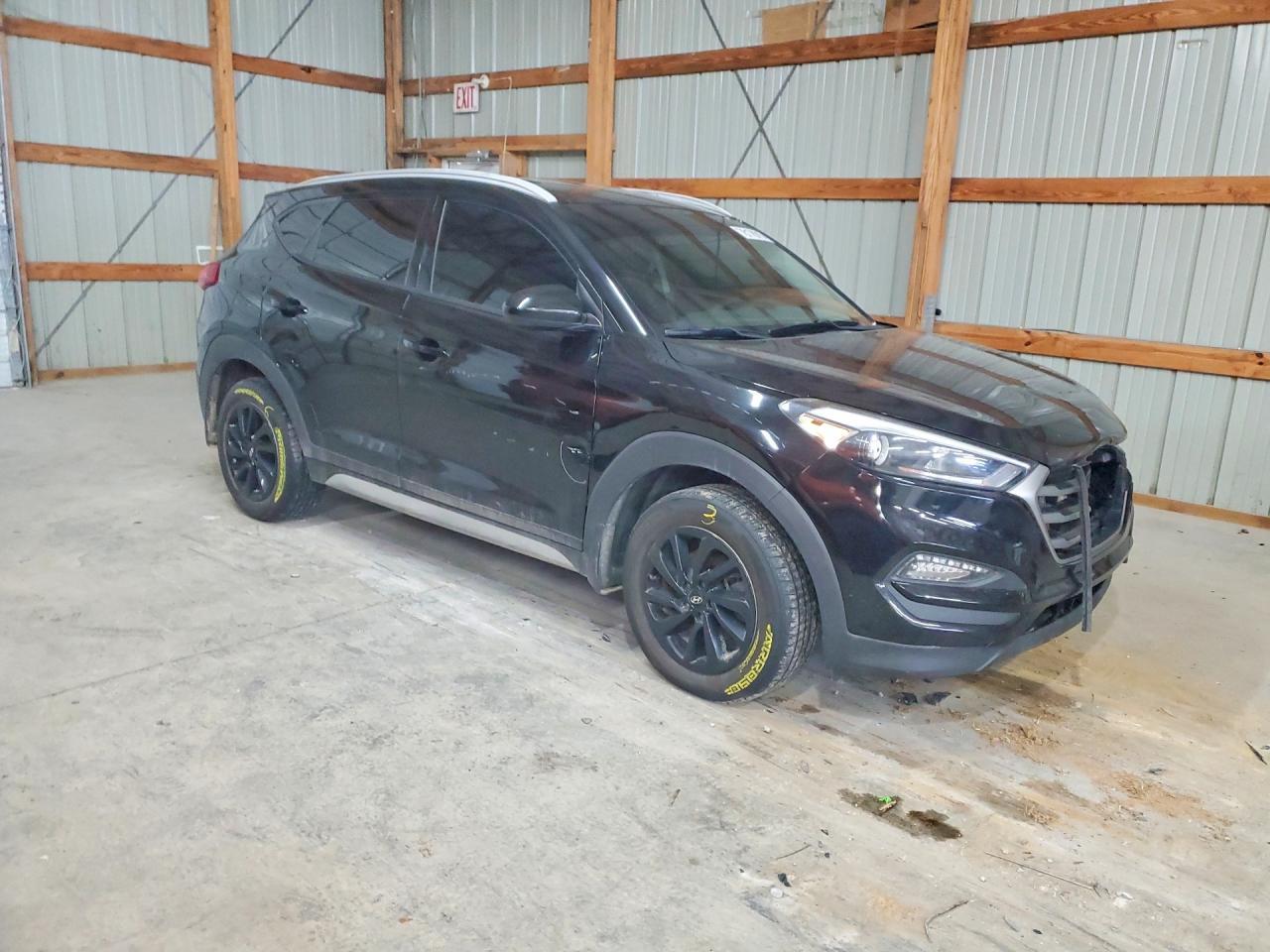2017 HYUNDAI TUCSON