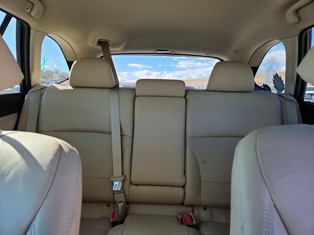 2018 SUBARU Outback