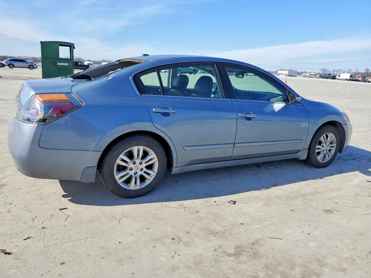 2012 NISSAN ALTIMA