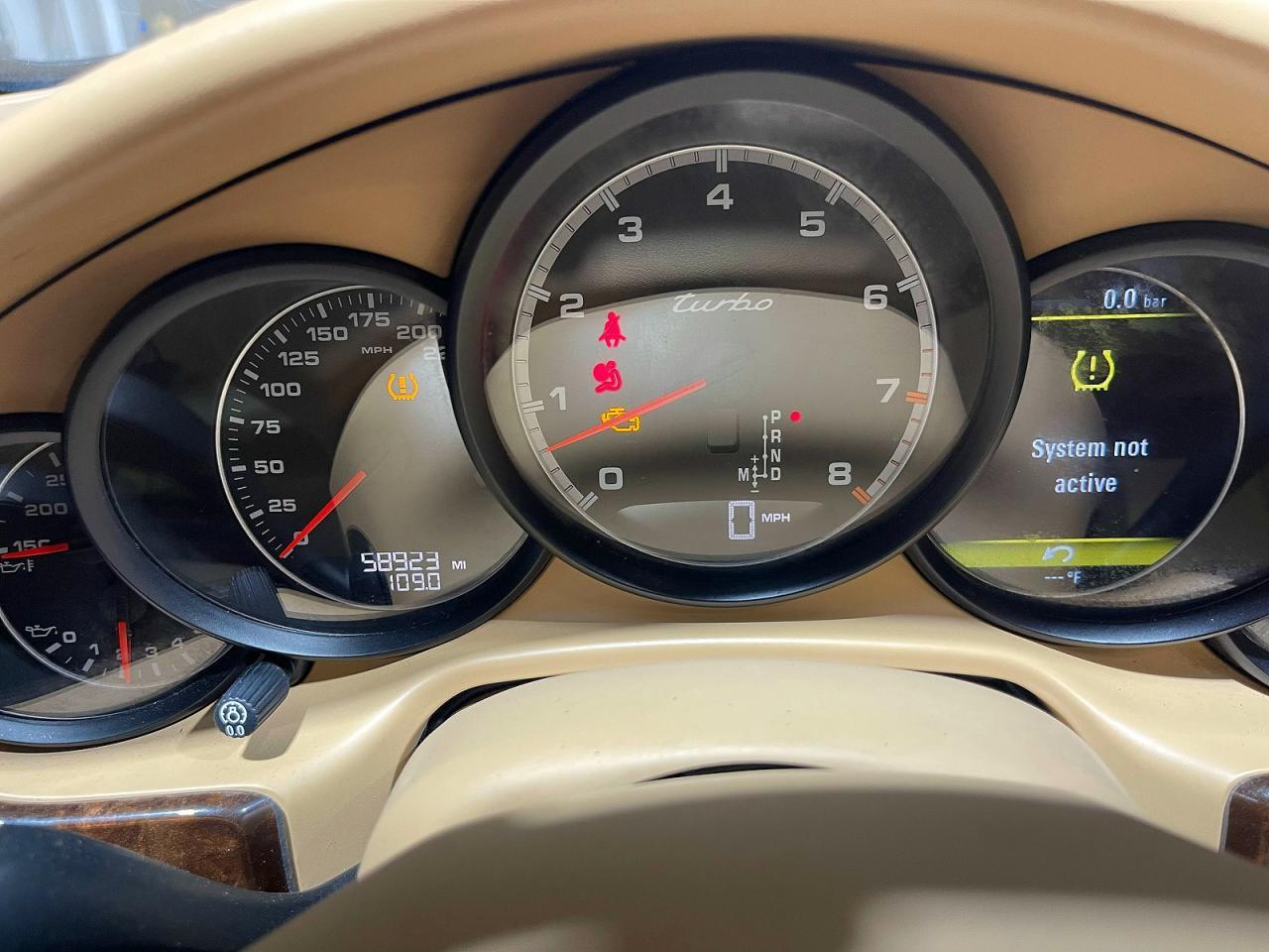 2010 PORSCHE Panamera