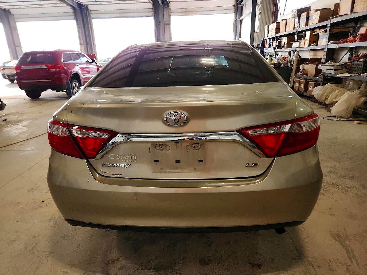 2015 TOYOTA CAMRY