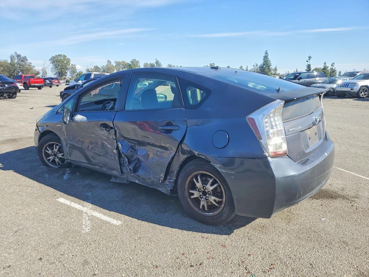2011 TOYOTA PRIUS