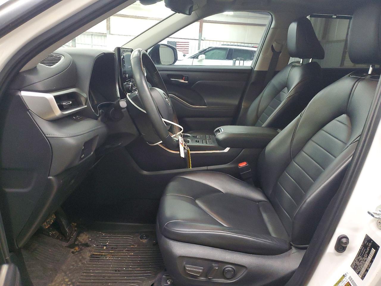 2022 TOYOTA HIGHLANDER