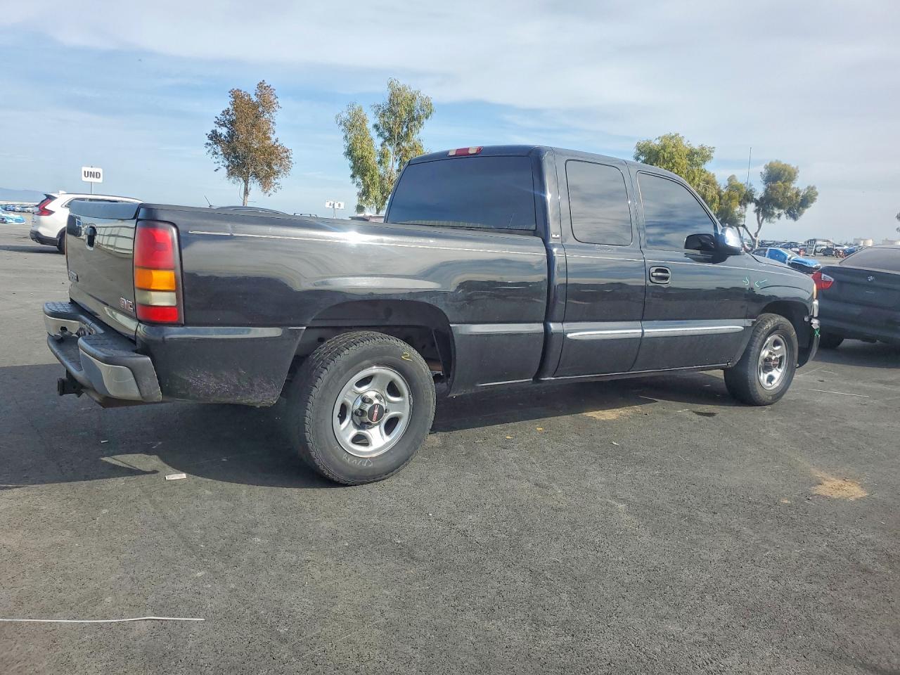2004 GMC Sierra