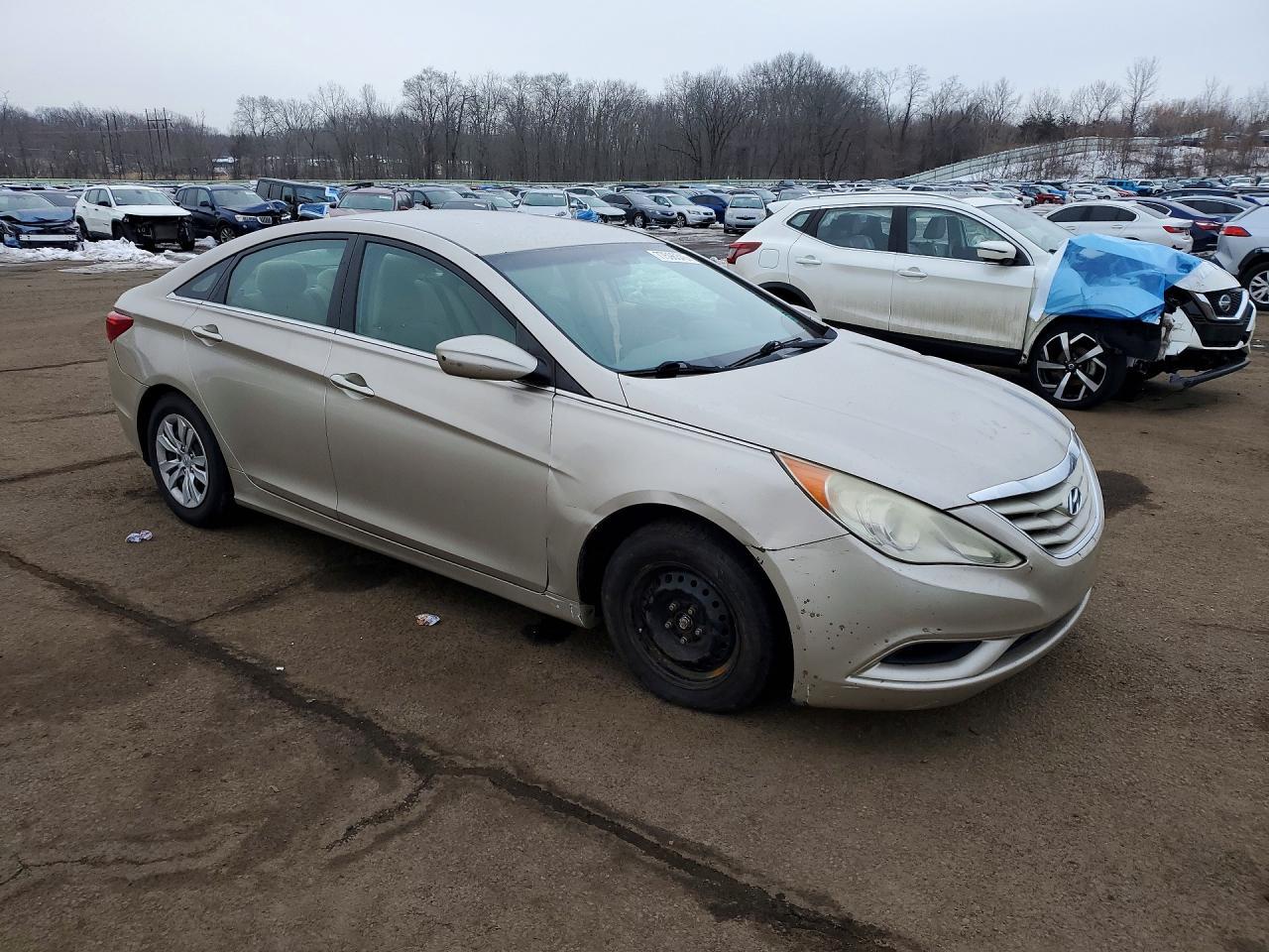 2011 HYUNDAI SONATA