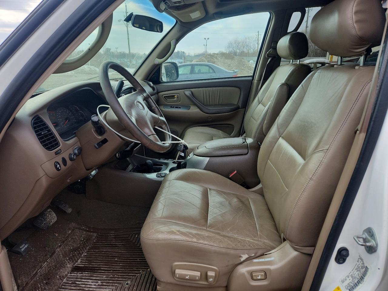 2001 TOYOTA Sequoia