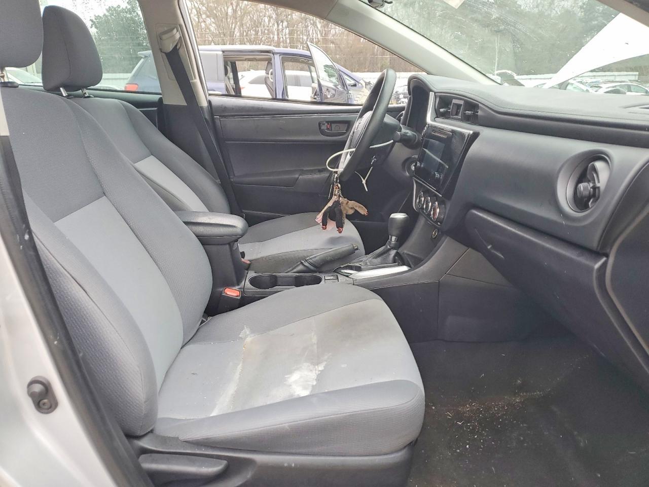 2019 TOYOTA COROLLA