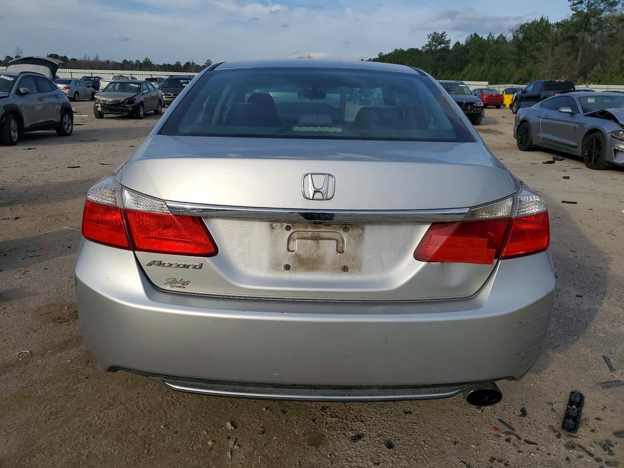2015 HONDA ACCORD