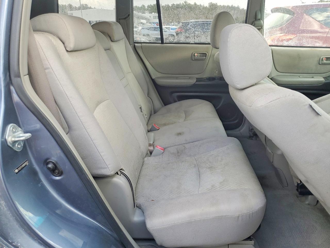 2005 TOYOTA HIGHLANDER