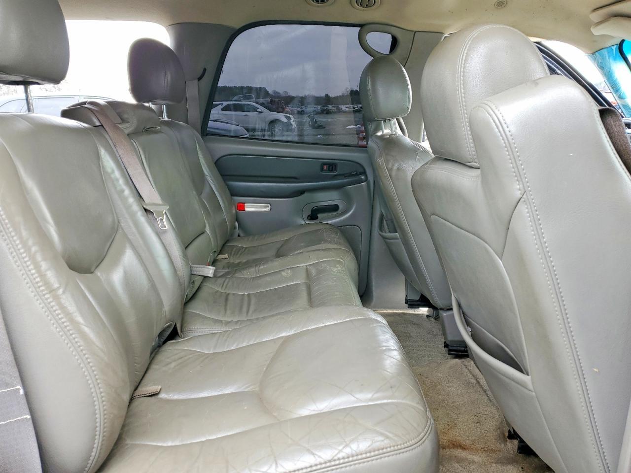 2003 CHEVROLET Tahoe