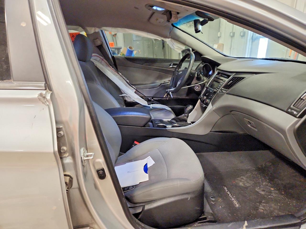 2014 HYUNDAI SONATA