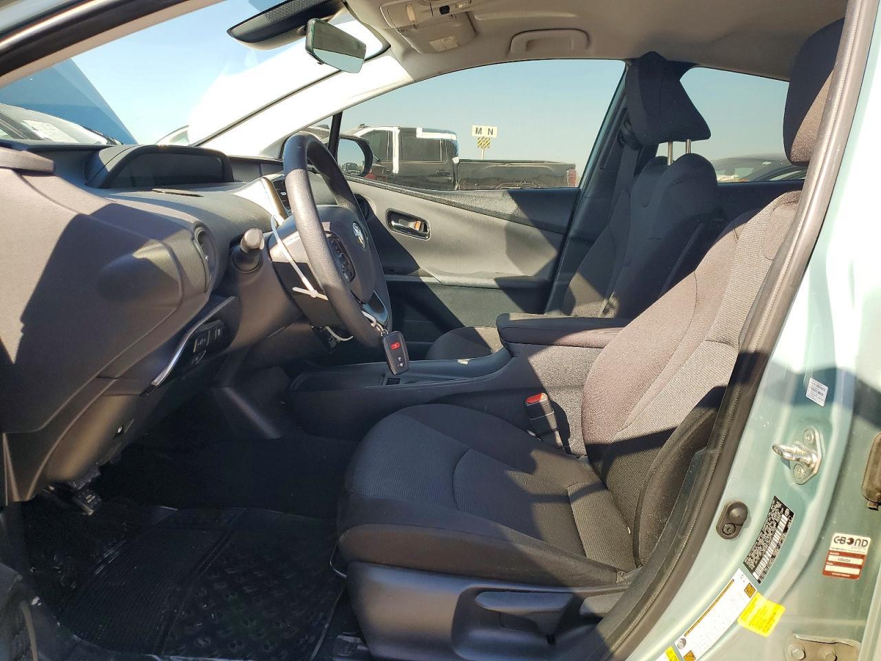2022 TOYOTA PRIUS
