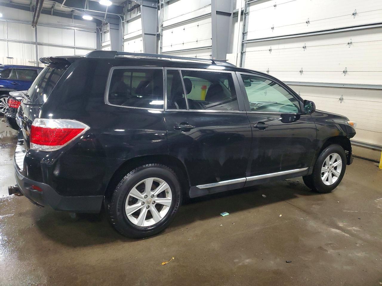 2012 TOYOTA HIGHLANDER